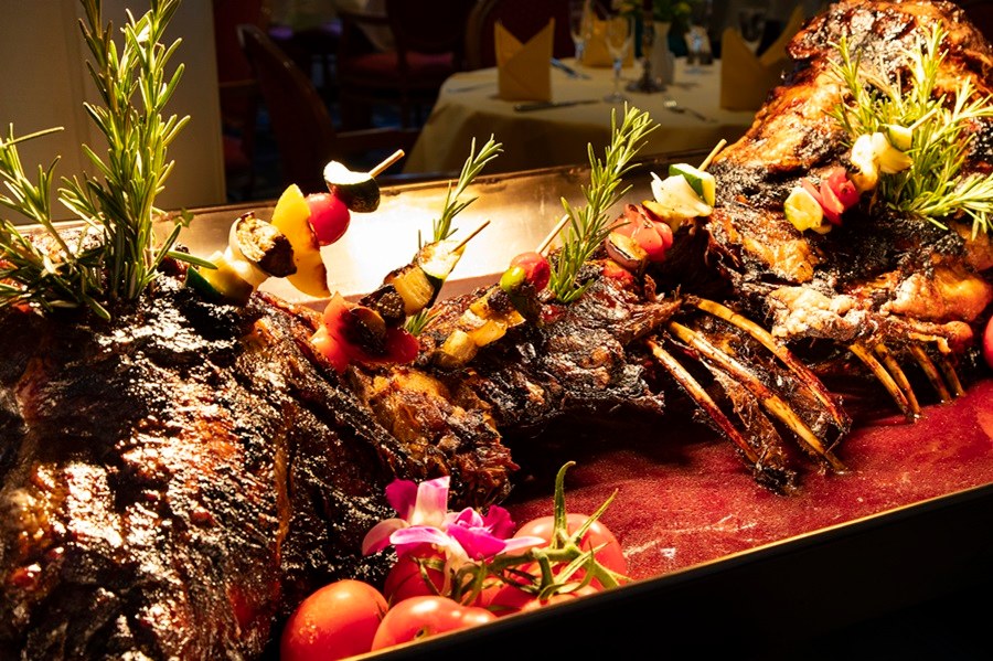 Adventsbrunch im Hotel Döllnsee-Schorfheide - Familienhotel und Tagungshotel in Brandenburg bei Berlin Adventsbrunch im Hotel Döllnsee-Schorfheide - Familienhotel, Wellness-Hotel und Tagungshotel in Brandenburg bei Berlin