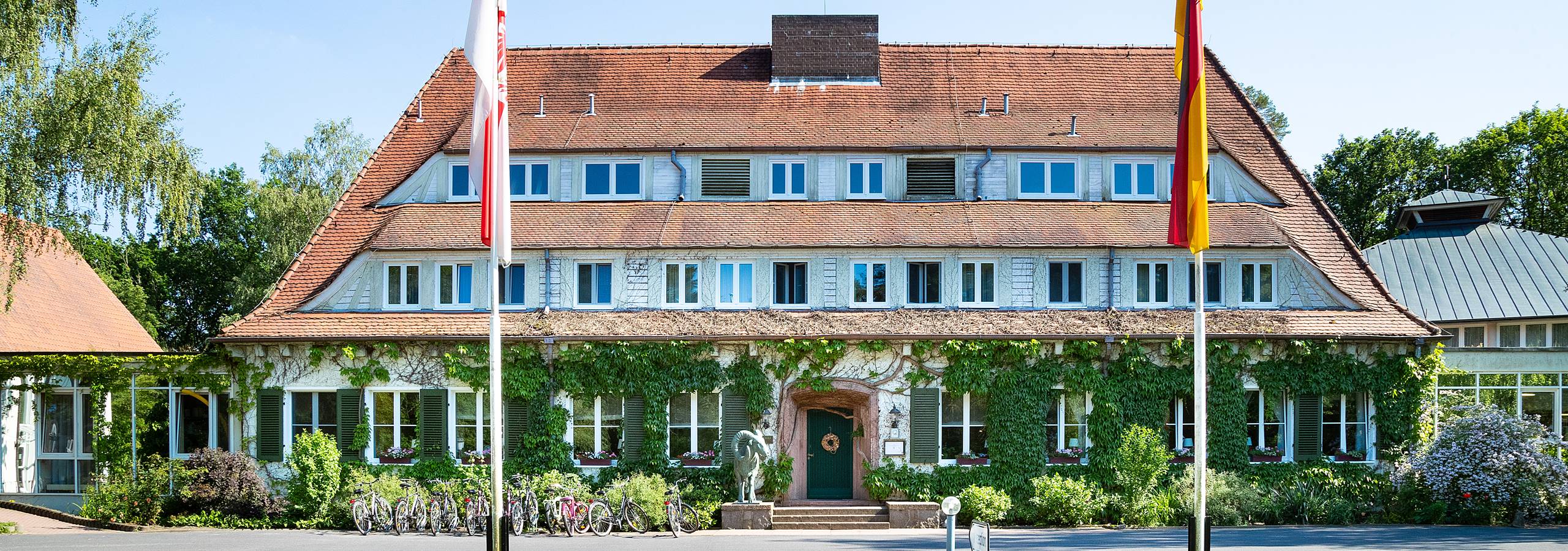Hotel Döllnsee-Schorfheide - Familienhotel und Tagungshotel in Brandenburg bei Berlin Hotel Döllnsee-Schorfheide - Familienhotel und Tagungshotel in Brandenburg bei Berlin