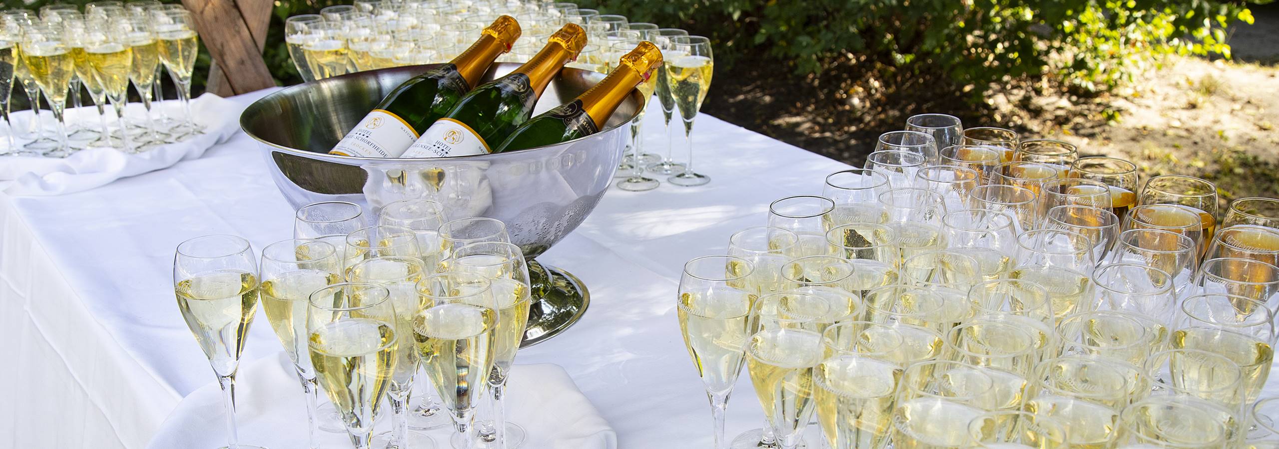 Hotel Döllnsee-Schorfheide - Familienhotel und Tagungshotel in Brandenburg bei Berlin Hotel Döllnsee-Schorfheide - Familienhotel und Tagungshotel in Brandenburg bei Berlin