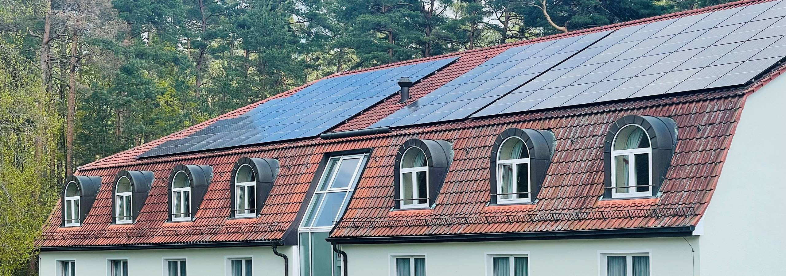 Hotel Döllnsee-Schorfheide - Familienhotel und Tagungshotel in Brandenburg bei Berlin Hotel Döllnsee-Schorfheide - Familienhotel und Tagungshotel in Brandenburg bei Berlin