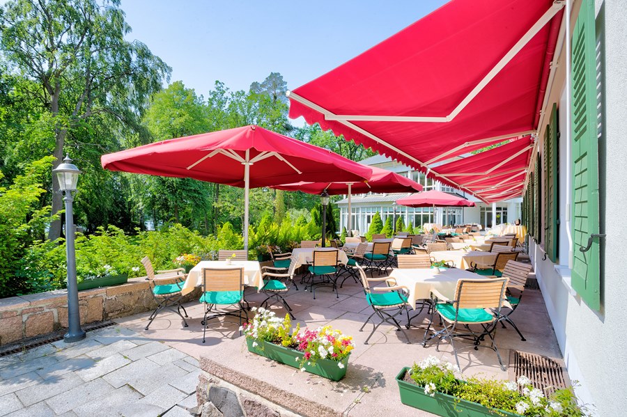 Hotel Döllnsee-Schorfheide - Familienhotel und Tagungshotel in Brandenburg bei Berlin Hotel Döllnsee-Schorfheide - Familienhotel und Tagungshotel in Brandenburg bei Berlin