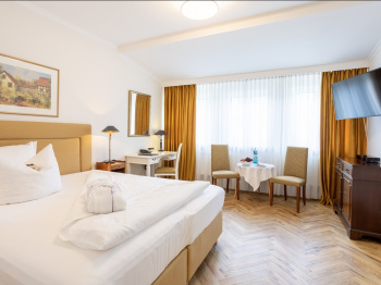 ecojuniorsuite-hotel-doellnsee-schorfheide-brandenburg-berlin-tagungshotel_1_1280k.jpg