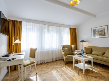 suiten-hotel-doellnsee-schorfheide-brandenburg-berlin-tagungshotel_2_1280k.jpg
